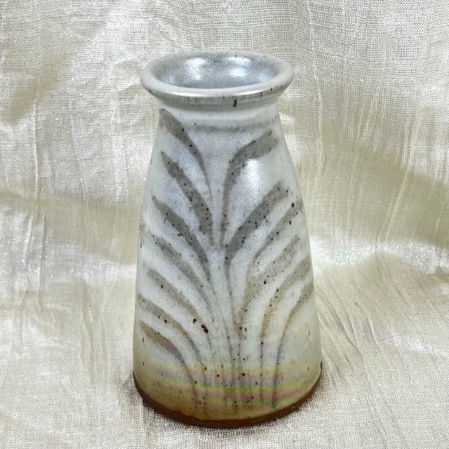 Signed Fp Studio Pottery Vase Iridescent Glaze Carved 7” For Sale In Portland, OR - Image 6 of 12