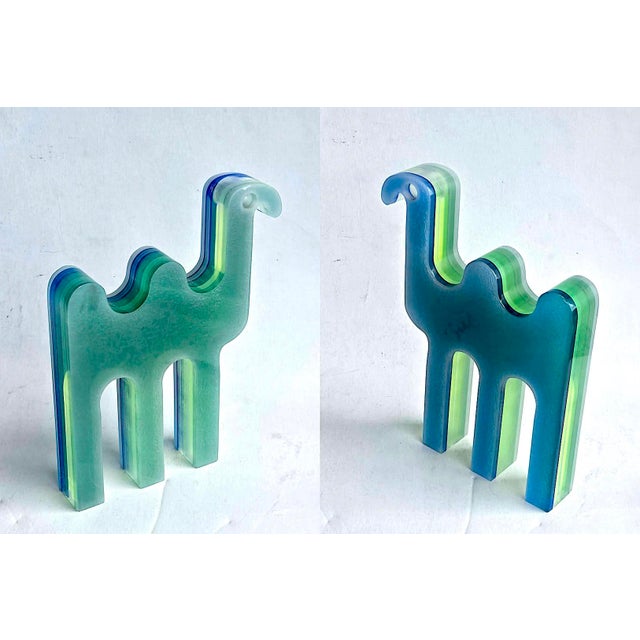 1970s Silvio Russo for Guzzini Lucite Acrylic Camel Sculpture For Sale - Image 11 of 12