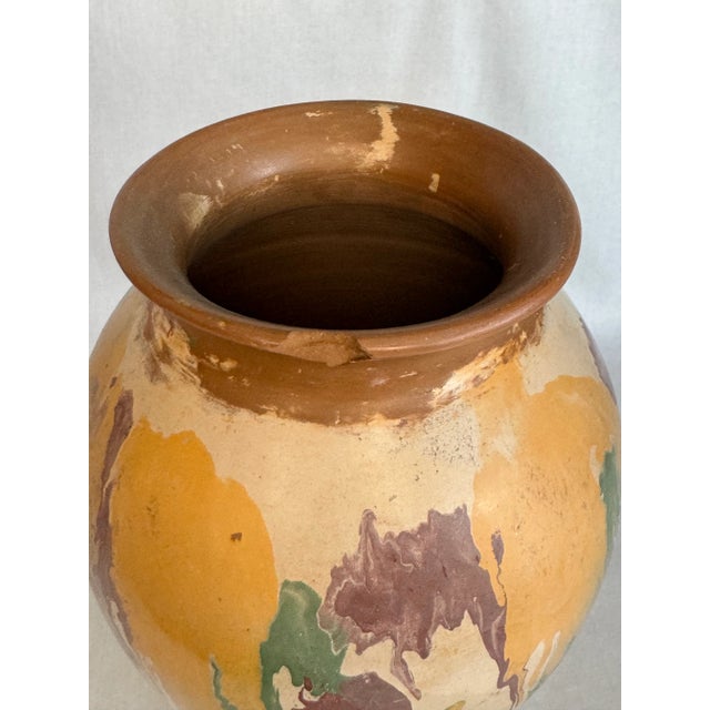 Abstract Modern Marbled Ceramic Peruvian Vase For Sale - Image 9 of 12