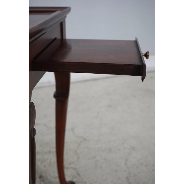 1990s Hickory Chair Co Mahogany Queen Anne Tea Table For Sale - Image 5 of 12