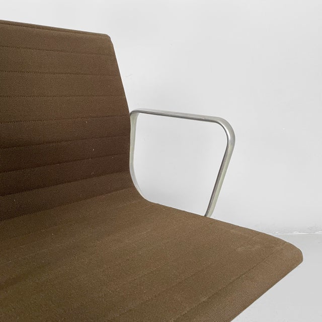 Italian Modern Fabric Office Chair by Charles and Ray Eames for ICF, 1970s, Set of 8 For Sale - Image 6 of 18