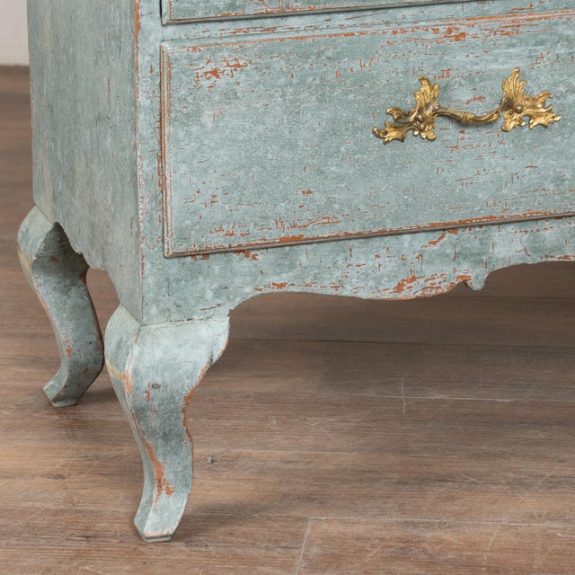 Early 19th Century Swedish Blue Painted Pine Display Cabinet For Sale - Image 14 of 18