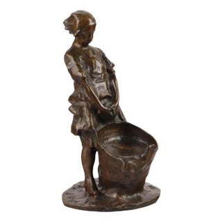 Bronze Washerwoman Sculpture by Elia Sala For Sale
