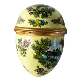 1940s Cartier Limited-Edition Egg Shaped Enamel Trinket Box For Sale