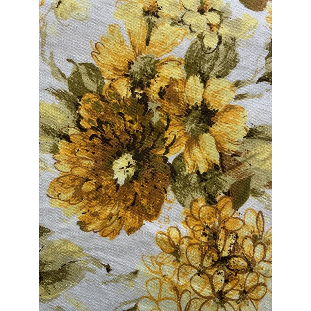Mid-Century Modern 1960s Twin Size Bedspread or Daybed Coverlet For Sale - Image 3 of 8