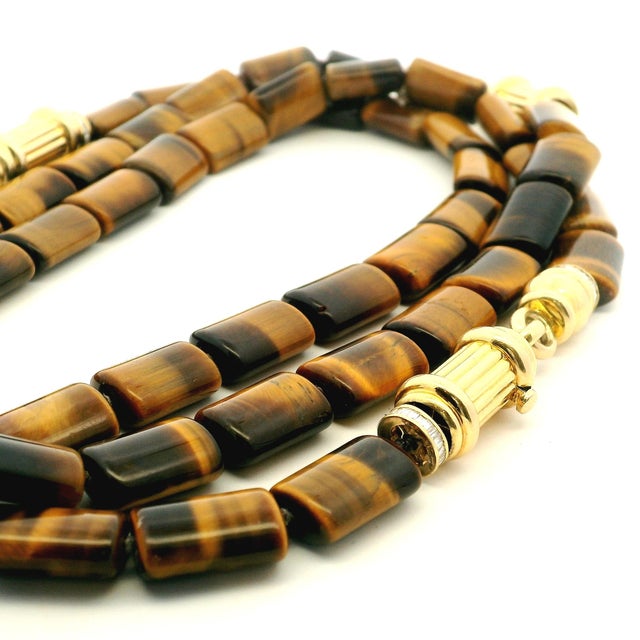 1980s Italian 14k Gold Tiger’s Eye Diamond Sautoir Necklace For Sale In Miami - Image 6 of 15