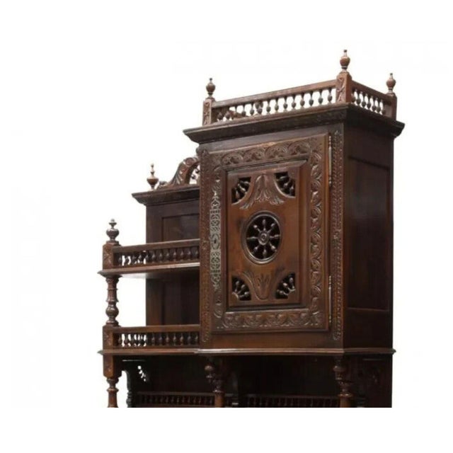 1800's Antique, Breton Display, Spindle, Carved, Foliate Sideboard!! For Sale In Austin - Image 6 of 9