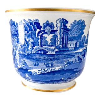Mid-20th Century Copeland Spode “Italian” Blue & White Footed Cachepot Jardinière For Sale