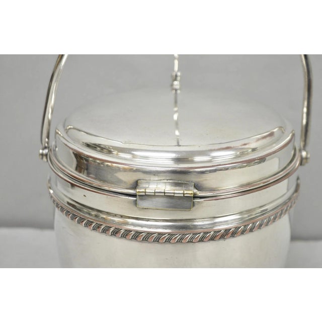 Vintage Bernard Rice's Sons Silver Plated Reticulating Hinge Lid Bar Ice Bucket For Sale - Image 14 of 17