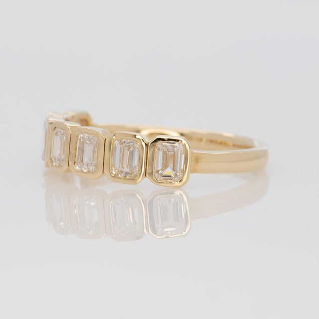 2020s 1Ct Lab Diamond Band Ring in Solid 14k Gold | Elegant Wedding Band, Size 6.75 For Sale - Image 5 of 8