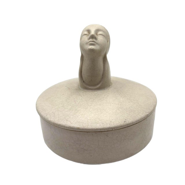 Mid 20th Century Gray Earthenware Ceramic Vanity Powder Box W/ Female Bust Handle For Sale - Image 4 of 8