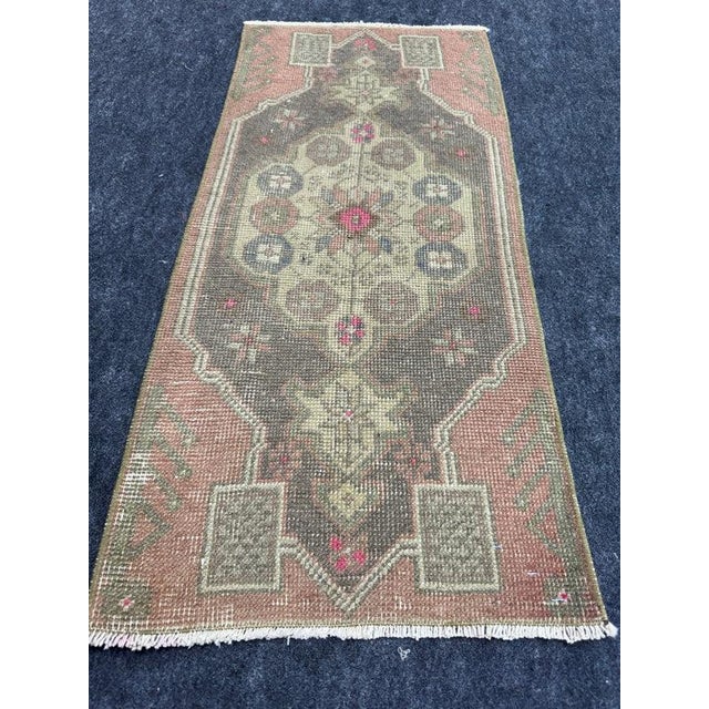 Turkish Yastik Rug 1'5" x 3'1" #24032 Explore a curated collection of hallway runners, wool rugs, and handmade...