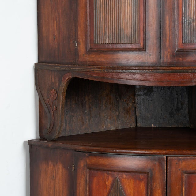 19th Century Swedish Gustavian Bowfront Painted Corner Cabinet For Sale - Image 6 of 11