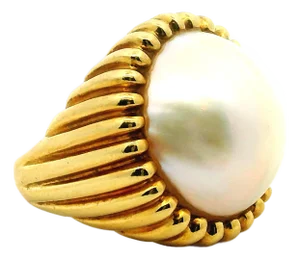Tiffany & Co. 18k Gold Mabe Pearl Ring, Circa 1970s, Size 6.5