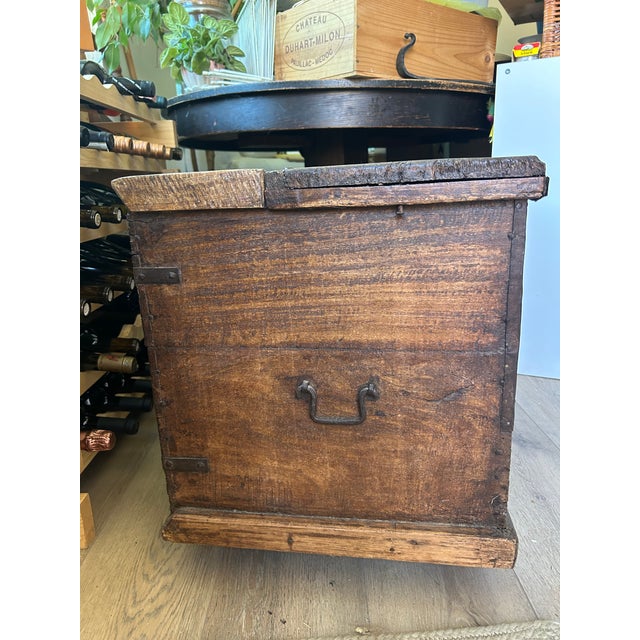 Antique 19th Century Indian Dowry Trunk - Teak & Iron Pitara Box Coffee Table For Sale - Image 6 of 9