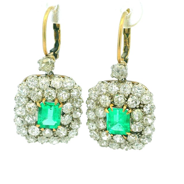 A striking pair of Victorian drop earrings crafted in platinum-topped gold, dating to the 1880s–1890s. Each features a...