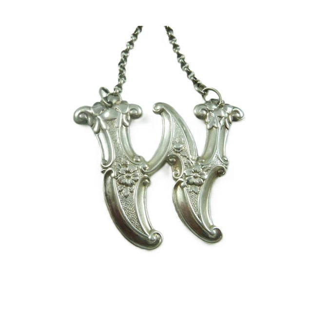English English Sterling Silver Decanter Label | "W" Whiskey | Birmingham 1852 For Sale - Image 3 of 9