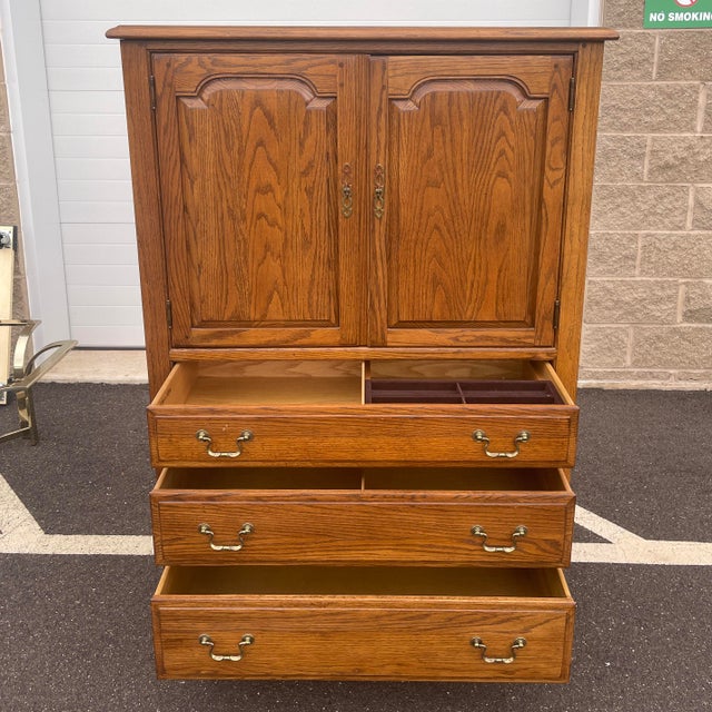 Vintage Ethan Allen Canterbury Collection Chippendale Oak Highboy