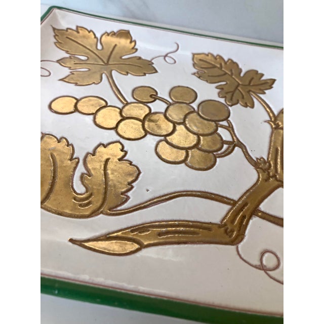 Italian Neiman Marcus Gold Grape Kelly Green Border Decorative Plate For Sale - Image 10 of 12
