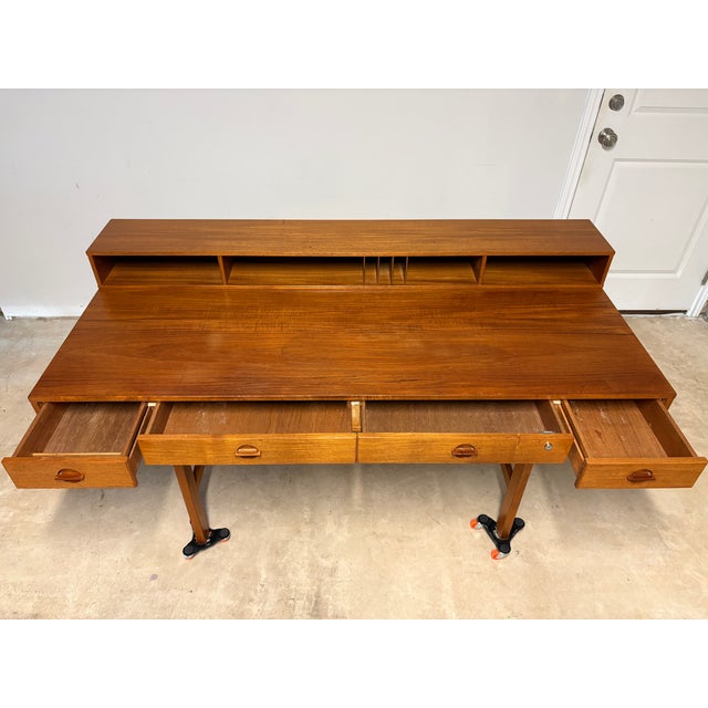 1960s Mid-Century Modern Danish Teak Flip-Top Desk by Peter Løvig Nielsen For Sale - Image 13 of 18