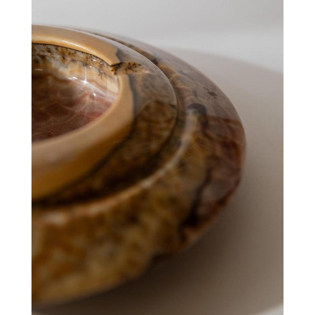 Gemstone Vintage Brutalist Modernist Round Onyx Ashtray in Brown Beige Tone, 1980s For Sale - Image 7 of 12