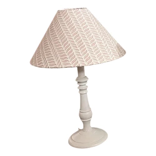 Vintage Table Lamp in White For Sale