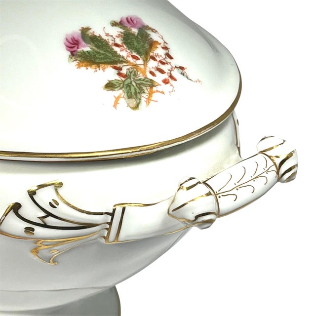 Art Deco 1930s French Porcelain Haviland Limoges Soup Tureen by Charles Field For Sale - Image 3 of 9