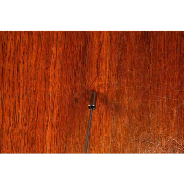 Brown Set of 6 Mid-Century Modern Stacking General Purpose Chairs in Oak & Walnut by Jens Risom for Jens Risom Design, Usa, Circa 1960's For Sale - Image 8 of 12