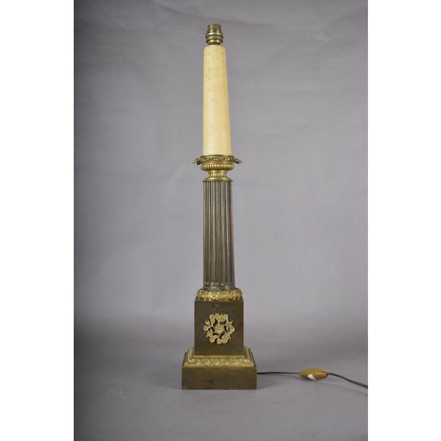 Antique Neoclassical Louis XVI Style Bronze Column Table Lamp with Gilt Accents, Europe, 19th Century For Sale - Image 3 of 10