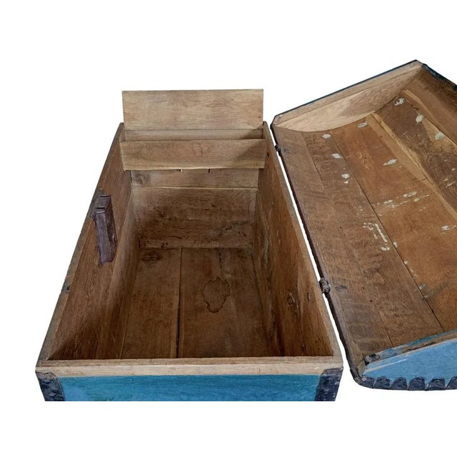 Swedish mid 19th century hand painted oak dome top coffer circa 1852. Vibrant and beutiful dome top trunk of grand...