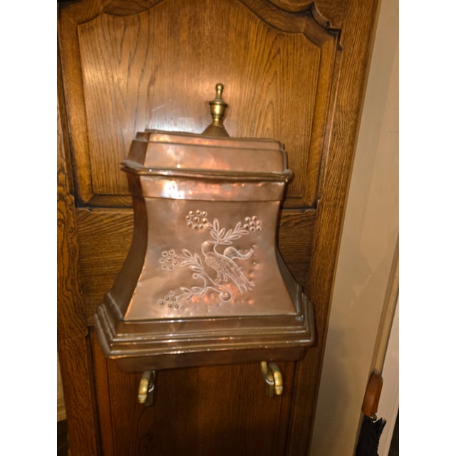Beautiful antique Copper Lavabo with later cabinet. The basin has a custom Copper liner.
