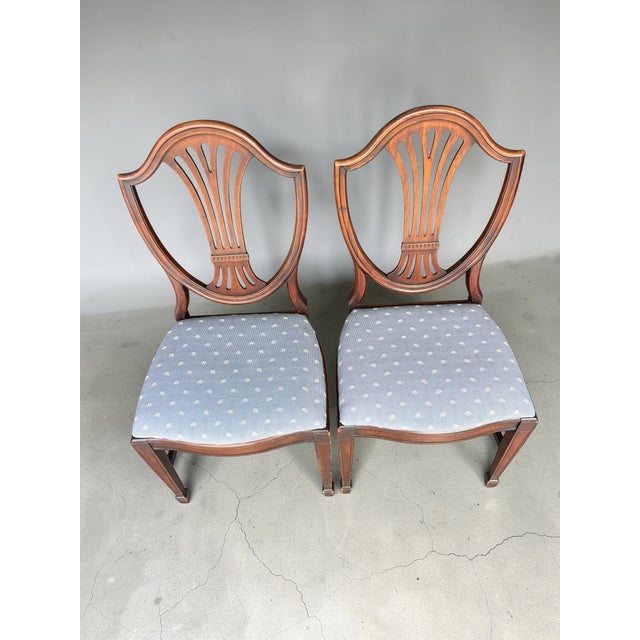 Brown Vintage Hepplewhite Style Shield Back Dining Chairs by Lammert’s, Mahogany, a Pair For Sale - Image 8 of 10