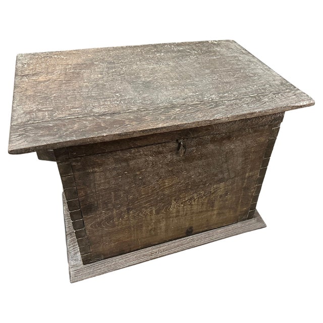 Beautiful antique chest with remnants of the original color. We only source the best. This bench was sourced in the spirit...