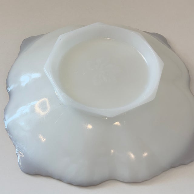 Vintage 1960s Anchor Hocking Embossed Grape Pedestal Bowl With 22k Gold Rim For Sale - Image 11 of 11