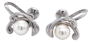 1990s Mikimoto Estate Akoya Pearl Clip On Earrings Sterling Silver 6mm 3.53 Grams, 2 pieces
