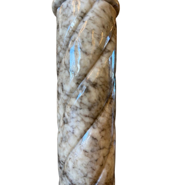 Stone Pair of Italian Slender Marble Pedestals, 20th Century For Sale - Image 7 of 8