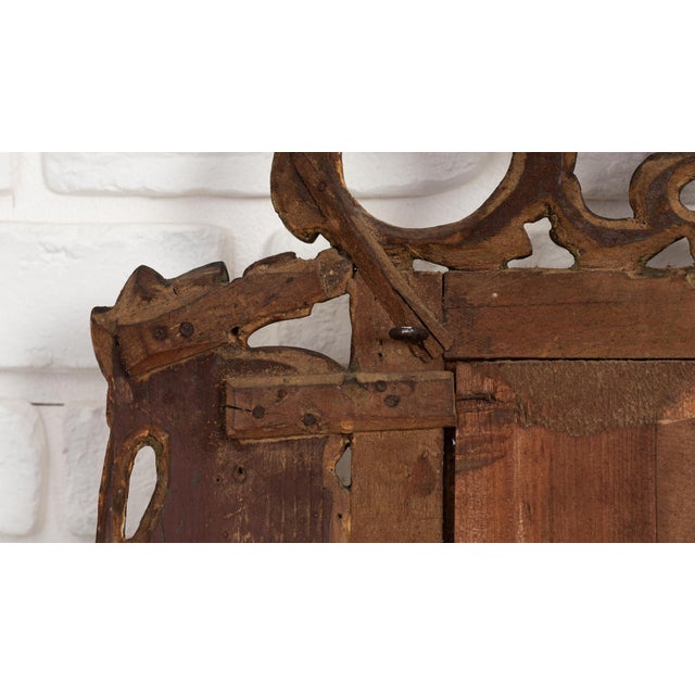 Antique Giltwood Wall Mirror with Hand-Carved Crest and Birds, Late 19th Century For Sale - Image 5 of 8