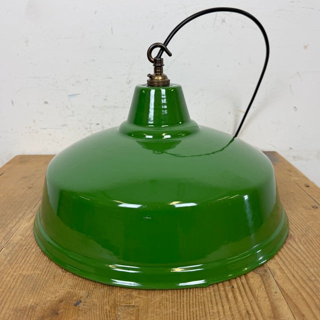 Industrial British Green Enamel Factory Pendant Lamp, 1960s For Sale - Image 10 of 15