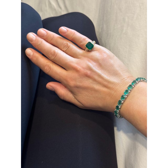 22 Carat Natural Emerald Cocktail Tennis Bracelet 14 Karat White Gold 7" For Sale - Image 11 of 18