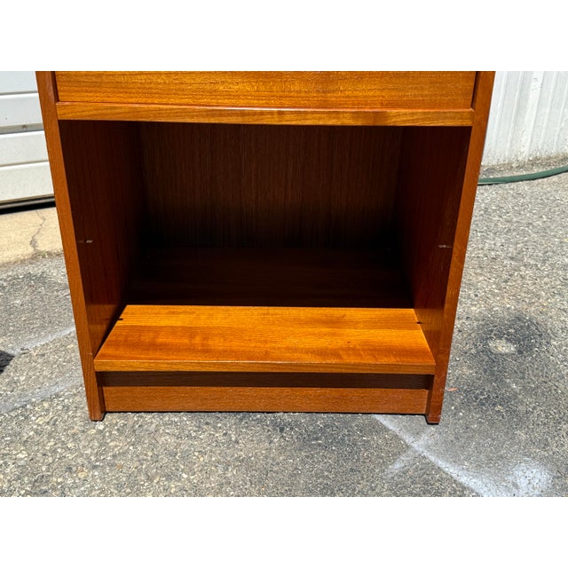 Brown Pair of Danish Modern 1-Drawer Teak Nightstands For Sale - Image 8 of 12