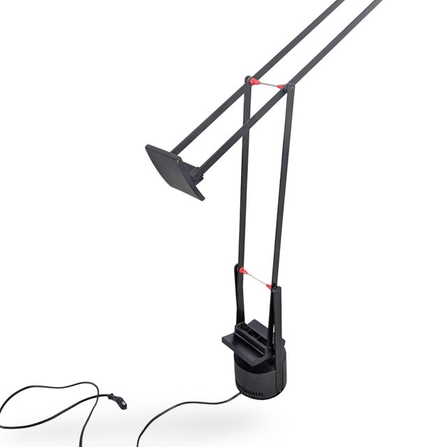 Tizio Table Lamp in Metal by Richard Sappert for Artemide For Sale - Image 6 of 10
