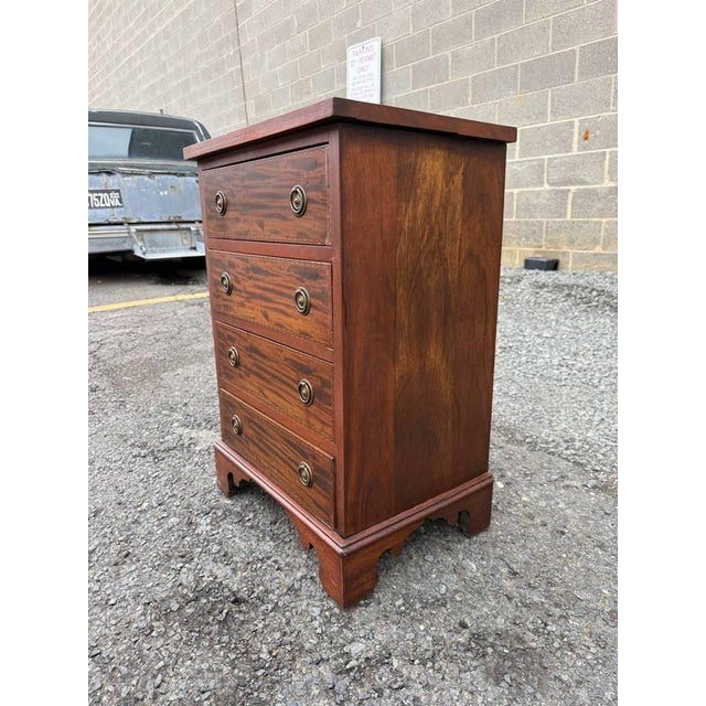 Brown Antique Georgian Style Mahogany Small Chest/ Nightstand For Sale - Image 8 of 14