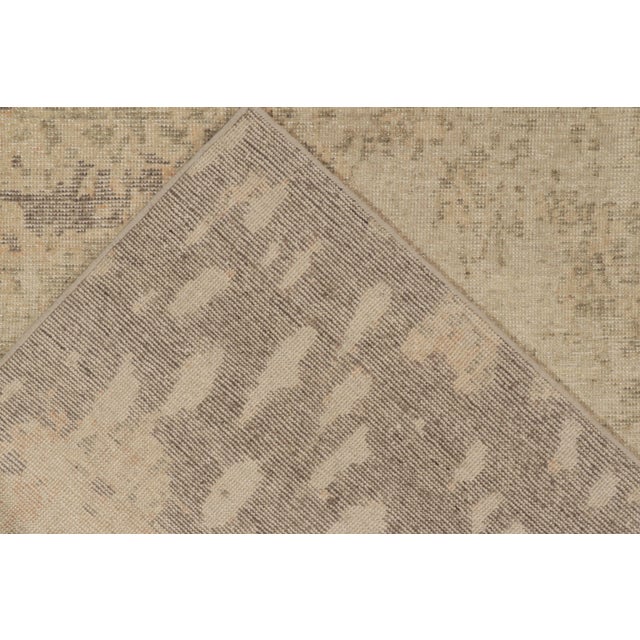 Distressed Style Modern Rug in Gray & Beige Abstract Pattern by Rug & Kilim For Sale In New York - Image 6 of 6
