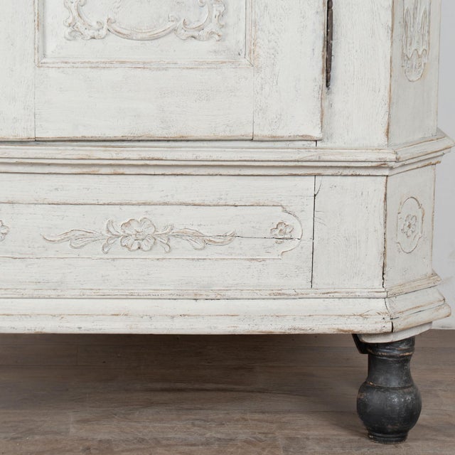 Early 19th Century Swedish White Painted Oak Single Door Armoire For Sale - Image 11 of 13