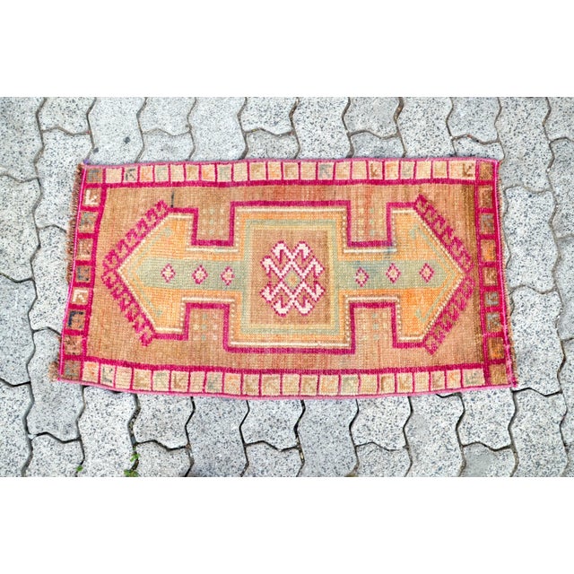 1960s Vintage Oushak Rug For Sale - Image 6 of 6