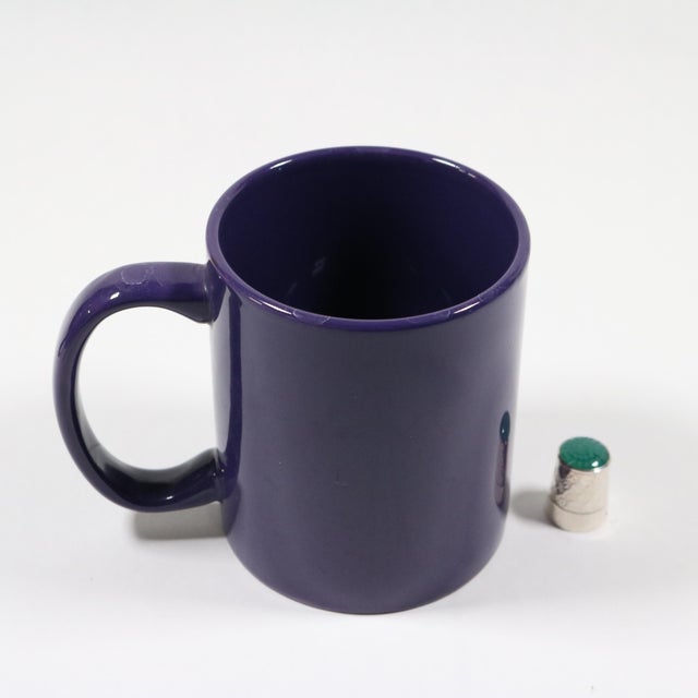 English Sterling Silver 1971 Glass Top Thimble With Floral Pattern For Sale - Image 10 of 11