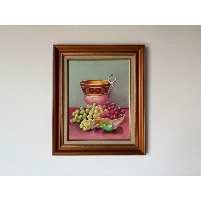 1970s Vintage Je. Ann Still Life Oil on Canvas Board Painting – Framed For Sale - Image 4 of 12