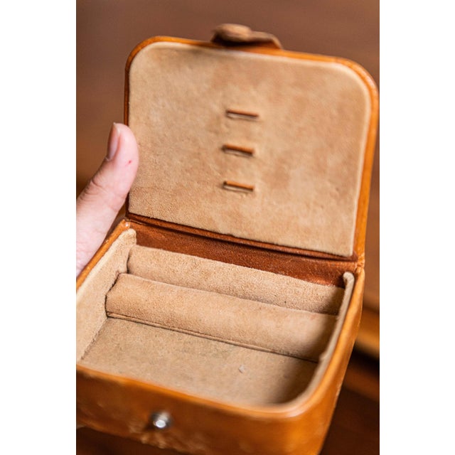 Small Antique Camalier & Buckley Leather Case with Buttoned Strap For Sale - Image 4 of 7