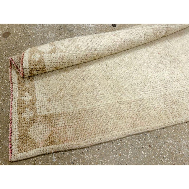 Galerie Shabab Collection Mid-20th Century Turkish Anatolian Runner For Sale - Image 10 of 10