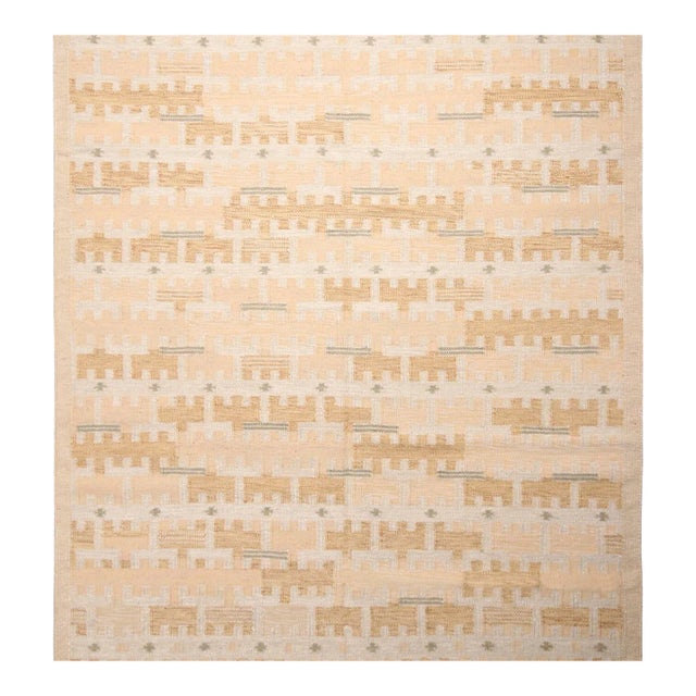 Rug & Kilim’s Scandinavian Style Rug in Ivory and Beige, With Geometric Pattern 13x19 For Sale